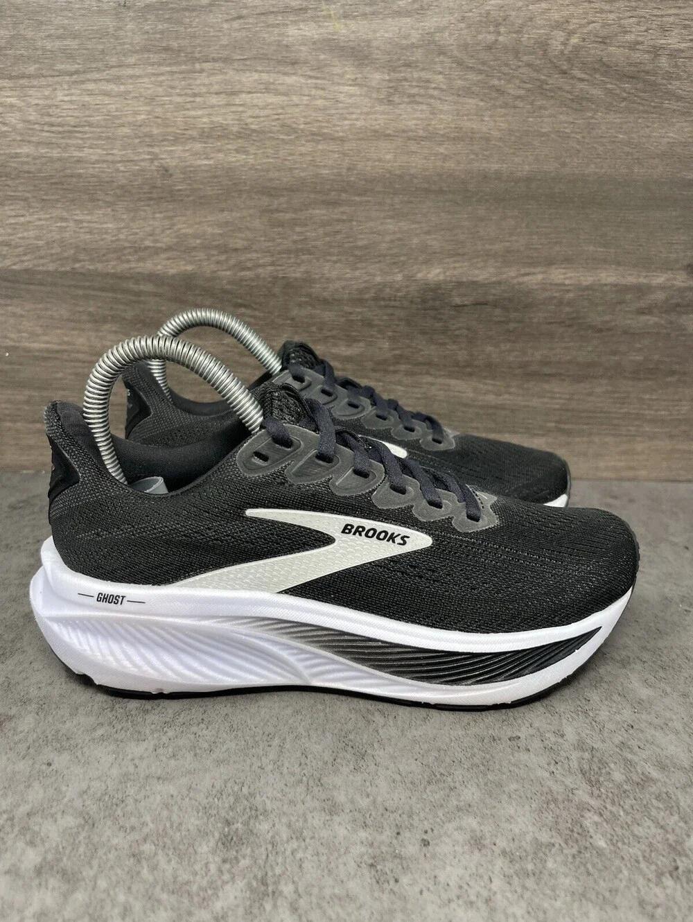 Brooks Ghost 17 Black Grey White Size 5 Womens Wide Running Walking Shoes